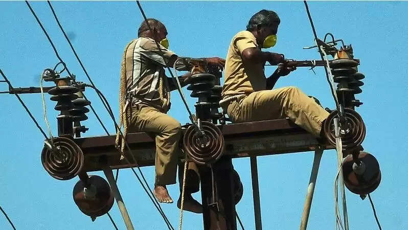 பொதுமக்களே உஷார்.. இந்த பகுதிகளில் இன்று கரன்ட் இருக்காது..!