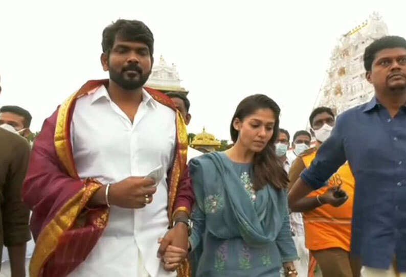 காதலர் விக்னேஷ் சிவனுடன் திருப்பதி கோவிலில் சாமி தரிசனம் செய்த நயன்தாரா..! வைரல் வீடியோ
