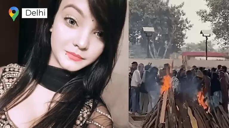 பிரபல மால் ஒன்றிலிருந்து இளம்பெண் கீழே குதித்து தற்கொலை..!!