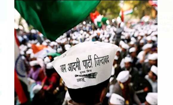 300 யூனிட் மின்சாரம் இலவசம்: உ.பி.யில் பாஜகவுக்கு கடும் நெருக்கடி கொடுக்கும் ஆம் ஆத்மி !!