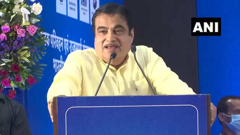 யூடியூப் எனக்கு மாதம் ரூ.4 லட்சம் கொடுக்கிறது: ஒன்றிய அமைச்சர் நிதின் கட்கரி பேச்சு