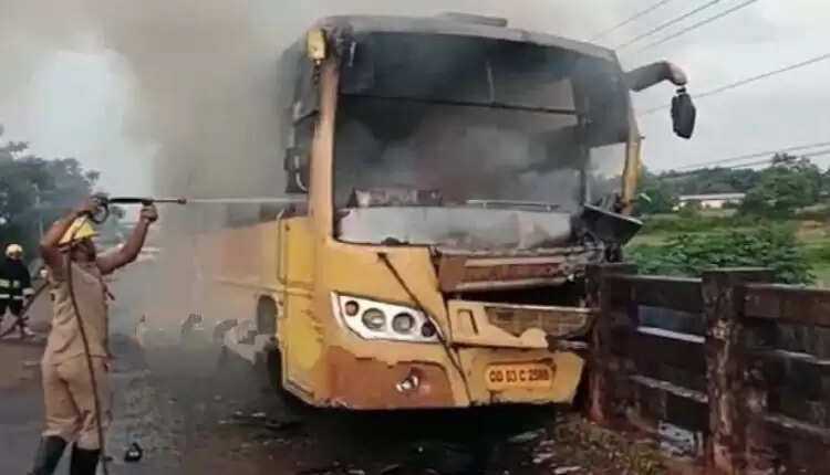 தடுப்பு சுவரில் மோதி பேருந்து தீ பிடித்து எரிந்து விபத்து!!