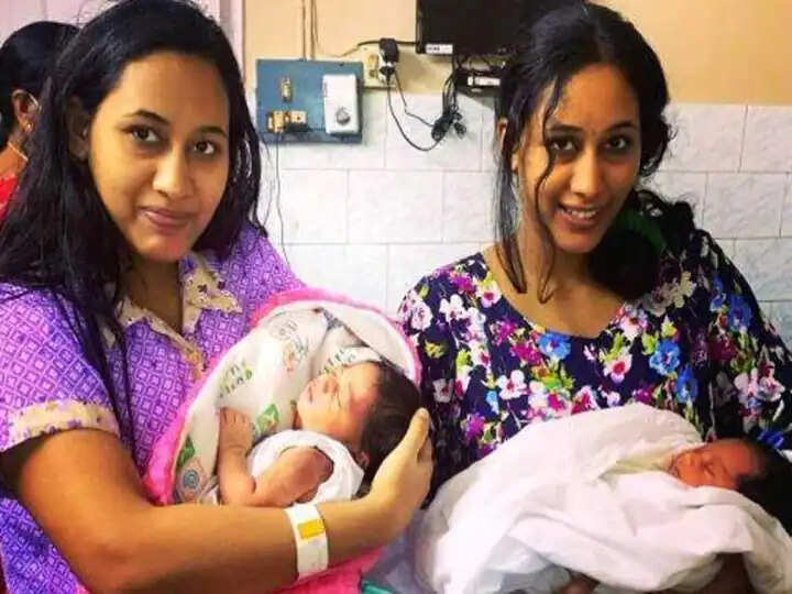 அதிசயம்.. ஒரே நாளில் திருமணம்... ஒரே நாளில் குழந்தை பெற்ற இரட்டை சகோதரிகள்!!