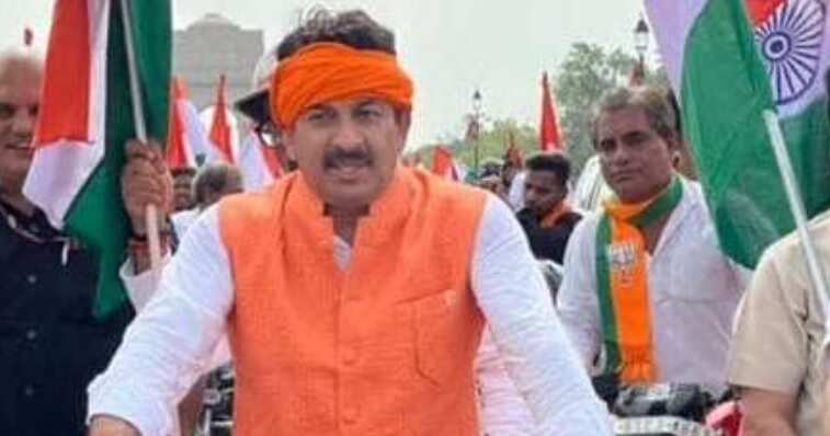 சுதந்திர தின பேரணி.. பாஜக எம்.பி.க்கு ரூ.20,000 அபராதம் விதித்த காவல்துறை