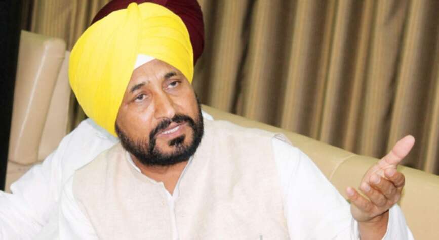 அனைத்து பள்ளிகளிலும் மாநில மொழி பாடம் கட்டாயம்: முதலமைச்சர் அதிரடி !!