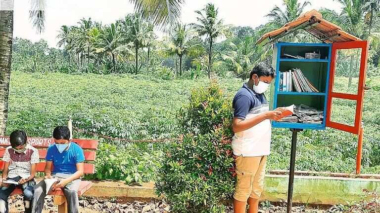 ஒரு கிராமமே நூலகமாக மாறியது... சாதித்துக் காட்டிய சேட்டன்கள் !