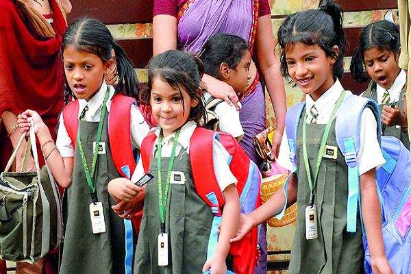 அனைத்து பள்ளிகளுக்கும் இன்று முதல் 25-ம் தேதி வரை விடுமுறை.! புதுச்சேரி அரசு திடீர் உத்தரவு...