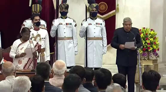 இந்தியாவின் 14-வது குடியரசு துணைத் தலைவராக ஜெகதீப் தங்கர் பதவியேற்பு..!!